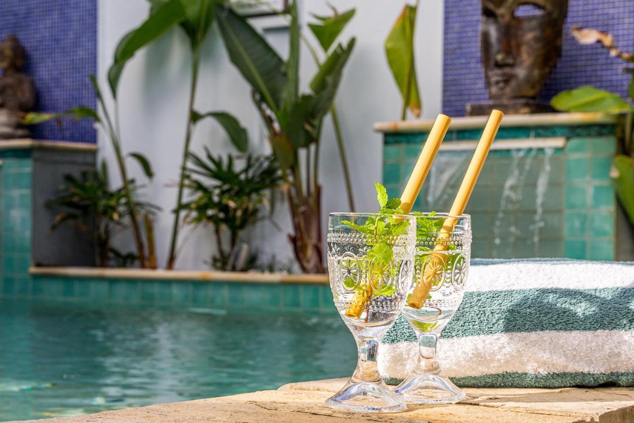 Azur Guest house