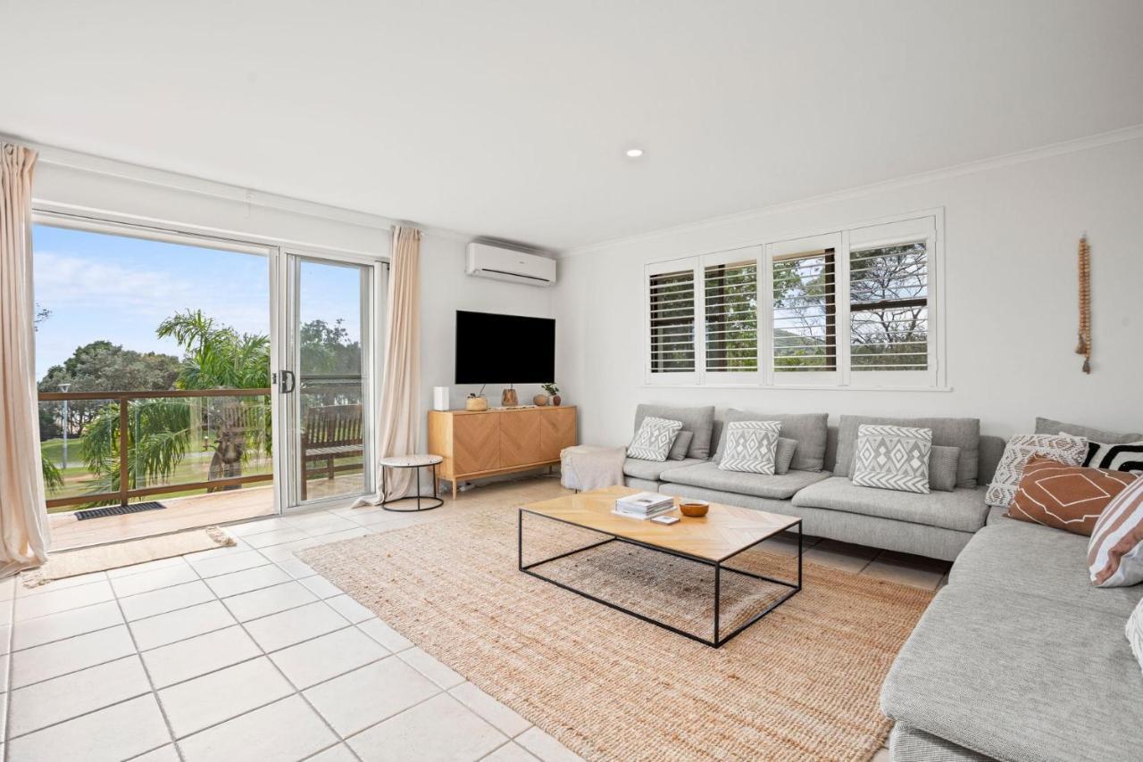 Apartment Lawson Beachfront