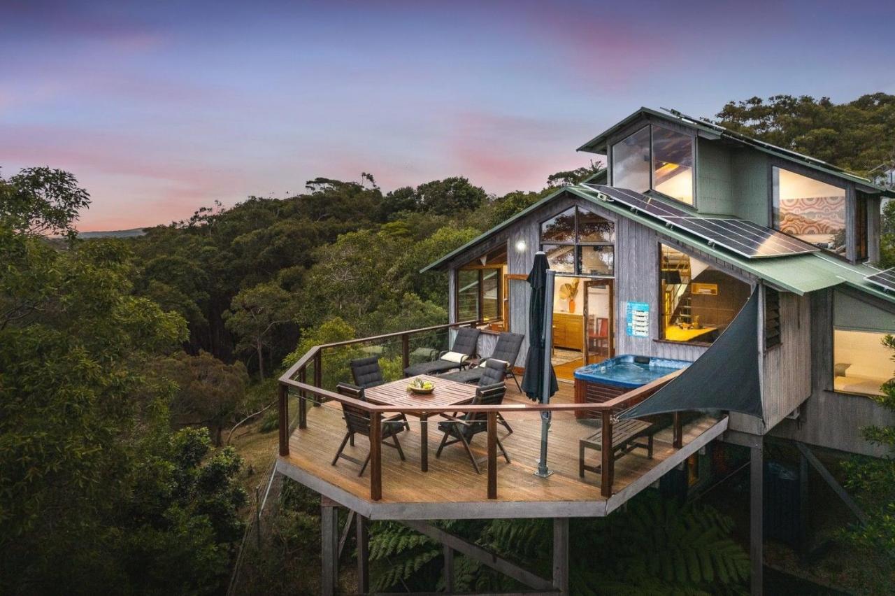 The Oasis And Treetop Aparthotel
