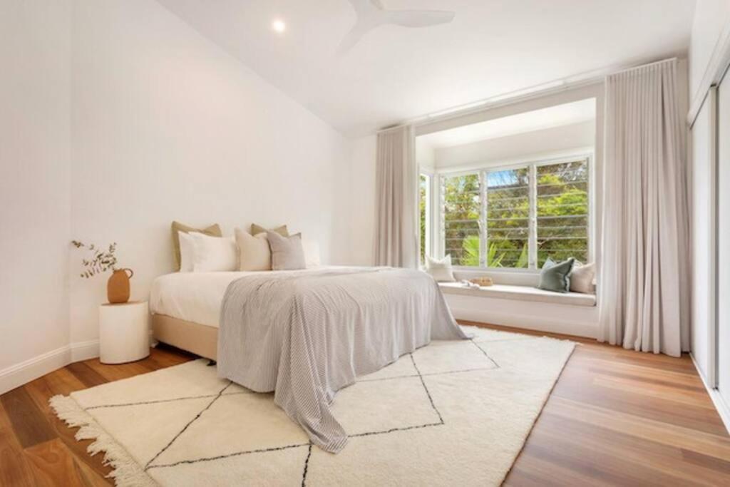 Fuller Holidays - Hacienda, Luxury 5 Bedroom With Pool Byron Bay