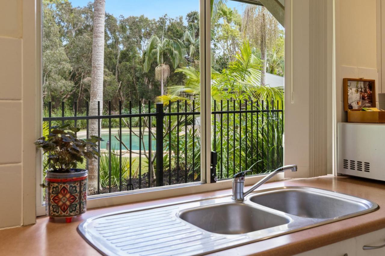 Treetops Lakeside Apartments Byron Bay