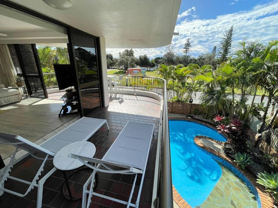 Surf Haven Opposite Clarkes Beach Pool Walk To Cbd * Byron Bay