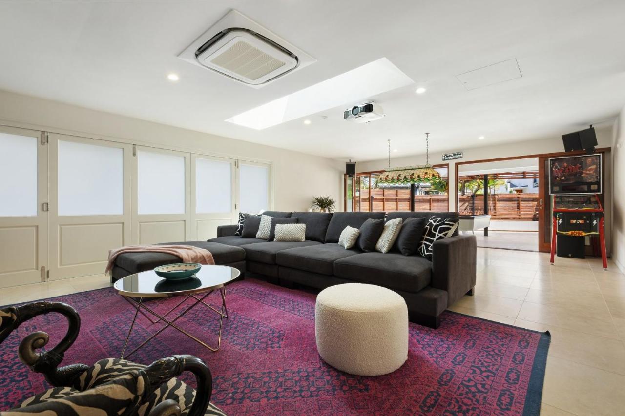 Your Luxury Escape One Coral