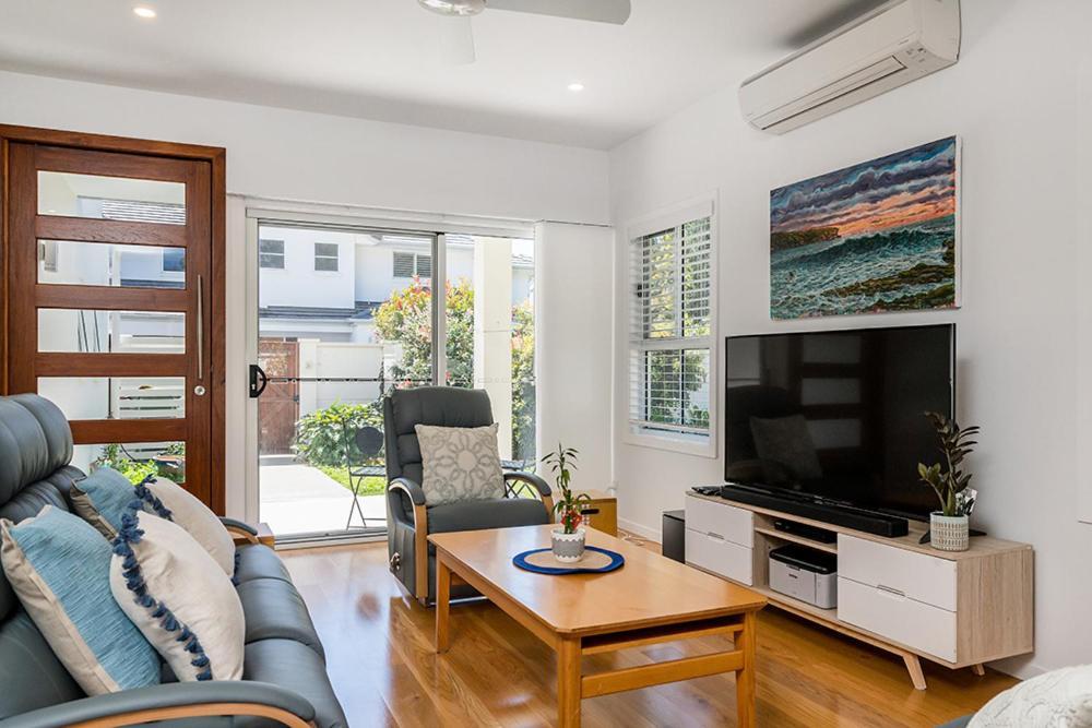 Seadrift Byron Apartment