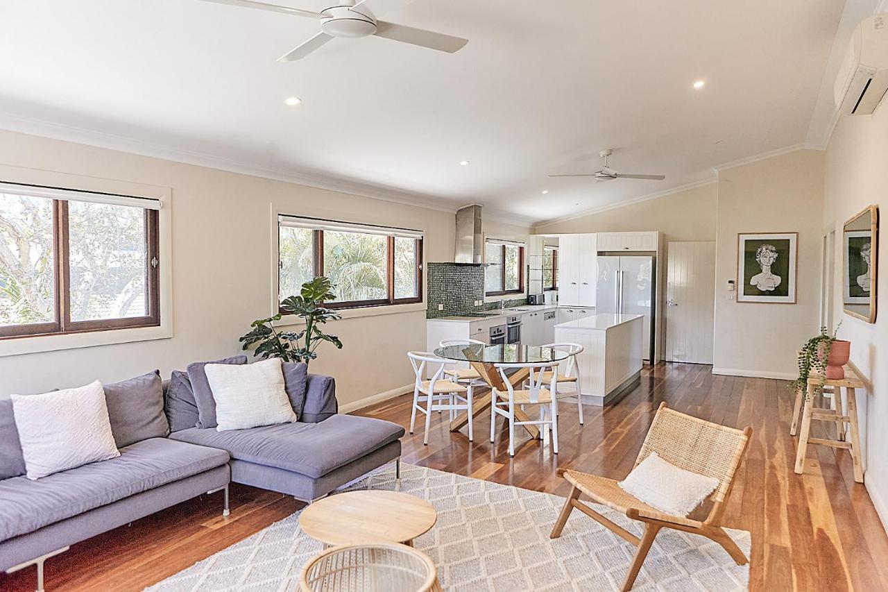 Guest house Away Guesthouse- Away On Shirley Lane Byron Bay