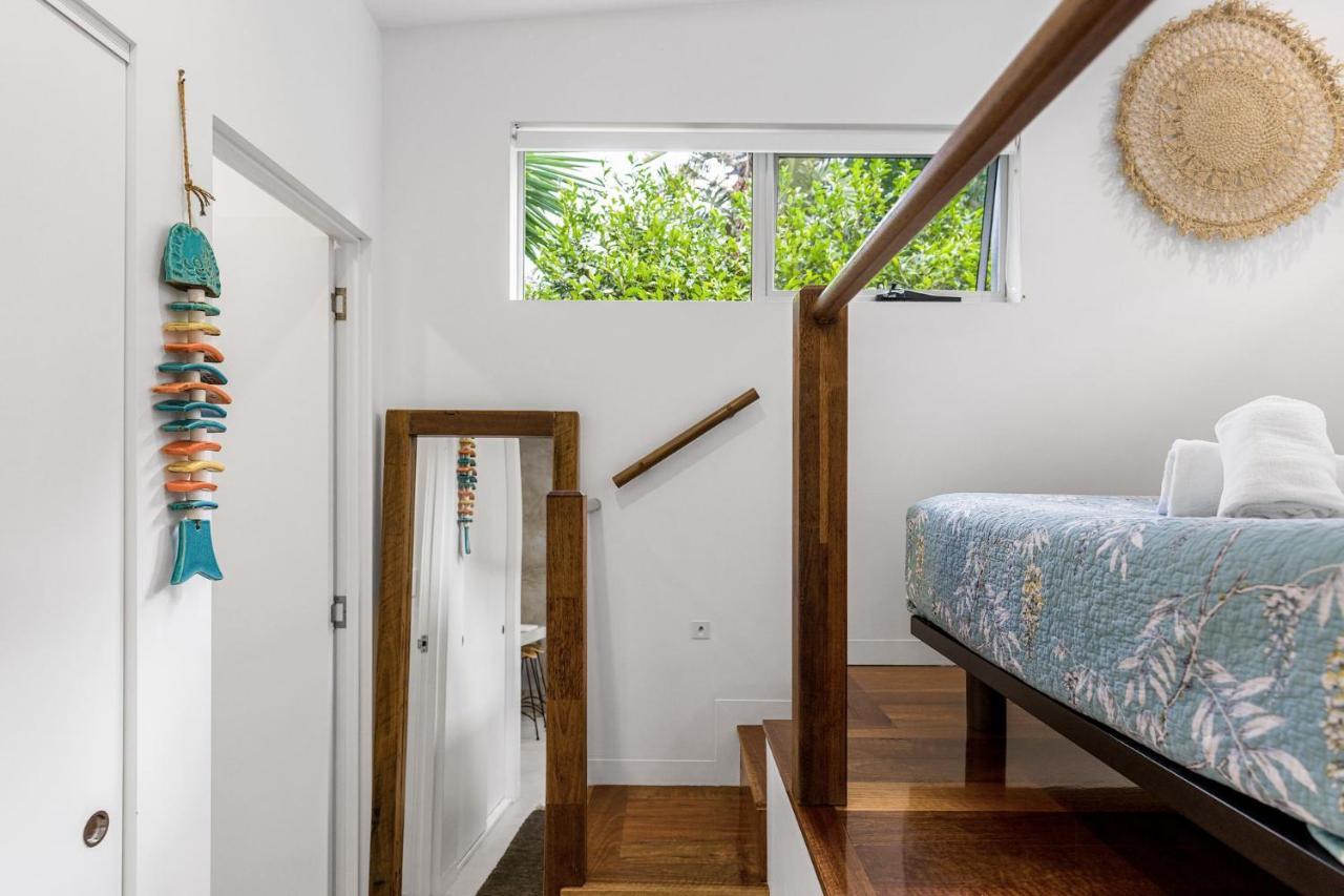 Apartment 9 *