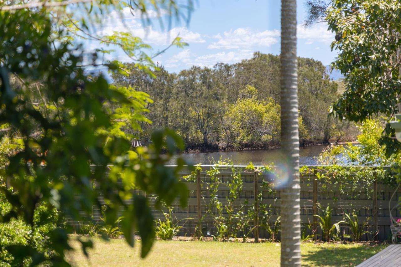 Dreamtime Belongil - House Opposite The Beach Holiday home Byron Bay