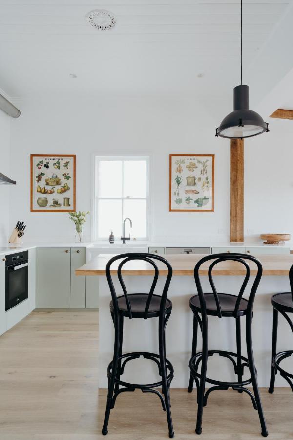 Massinger Views Byron Bay