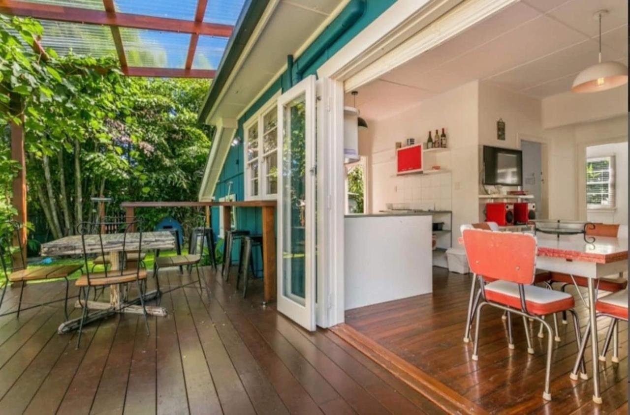 - Frankies House Holiday home *