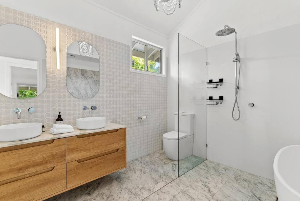 Fuller Holidays - Jali, Byron Town Entertainer Apartment *