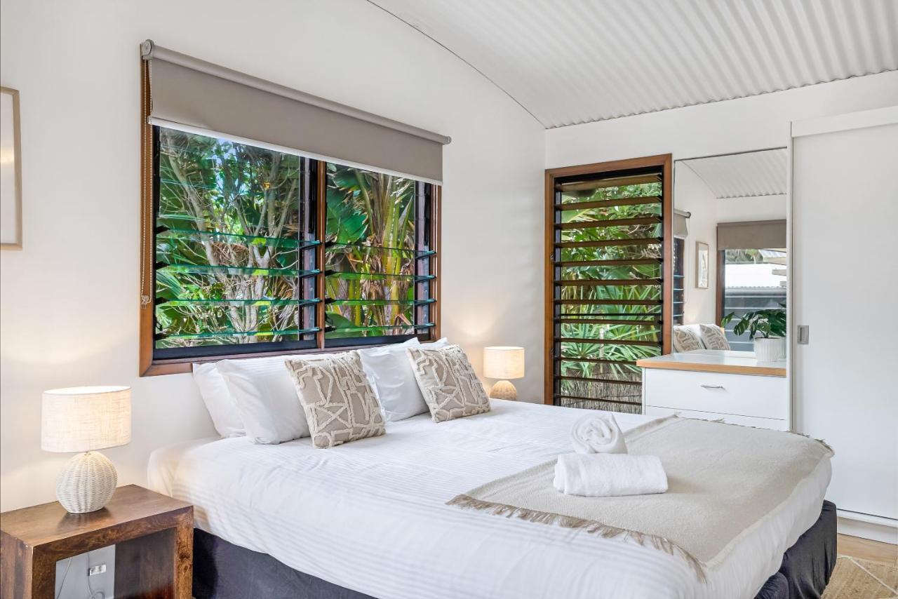 Fuller Holidays - Belongil Beachfront Pavilion, 18 Childe St * Byron Bay