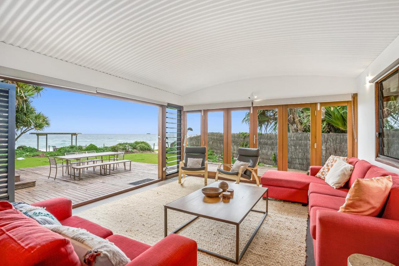 Fuller Holidays - Belongil Beachfront Pavilion, 18 Childe St *