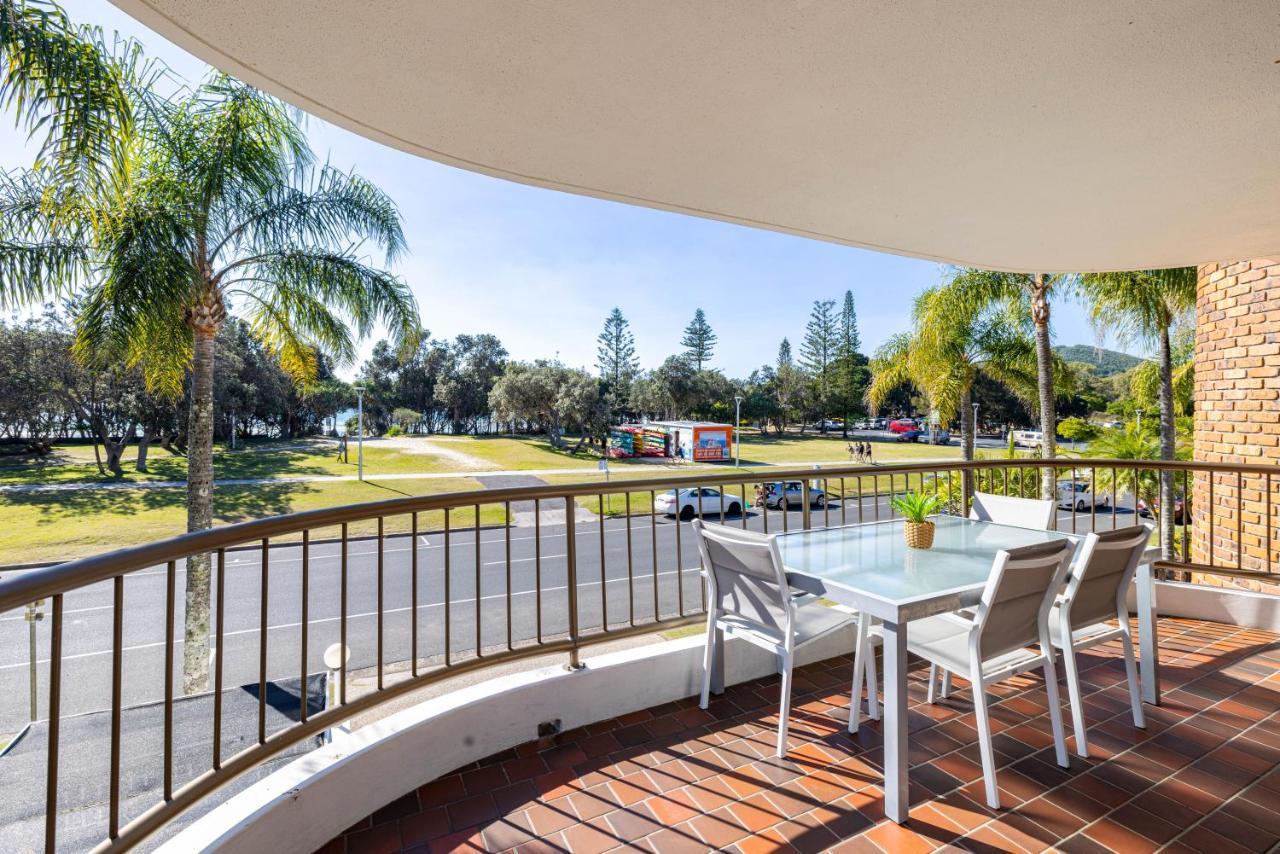 Apartment Coastal Sol -right On Clarkes Beach!