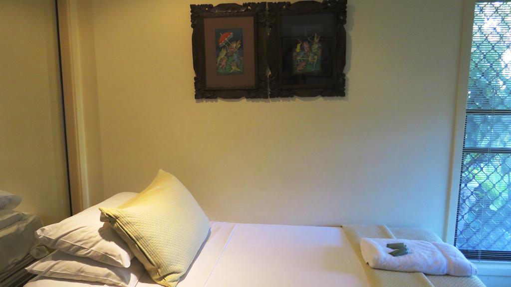 Sandals Guest house Byron Bay