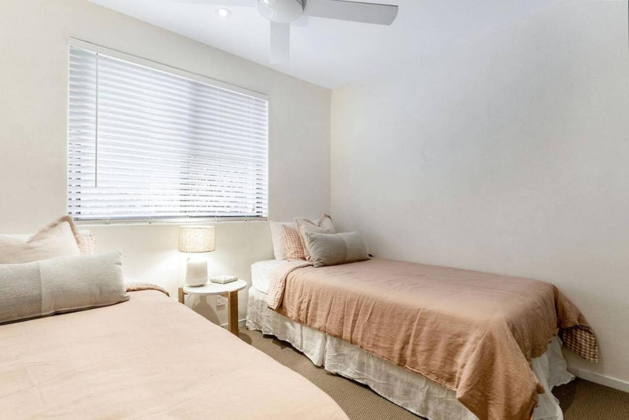 Beachside Serenity Apartment