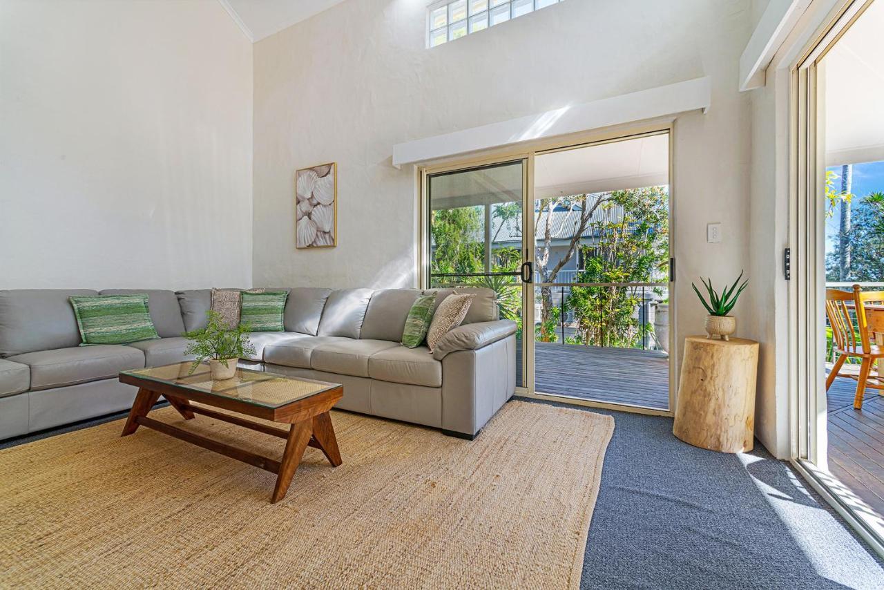 Fuller Holidays - The Rock Belongil Holiday home