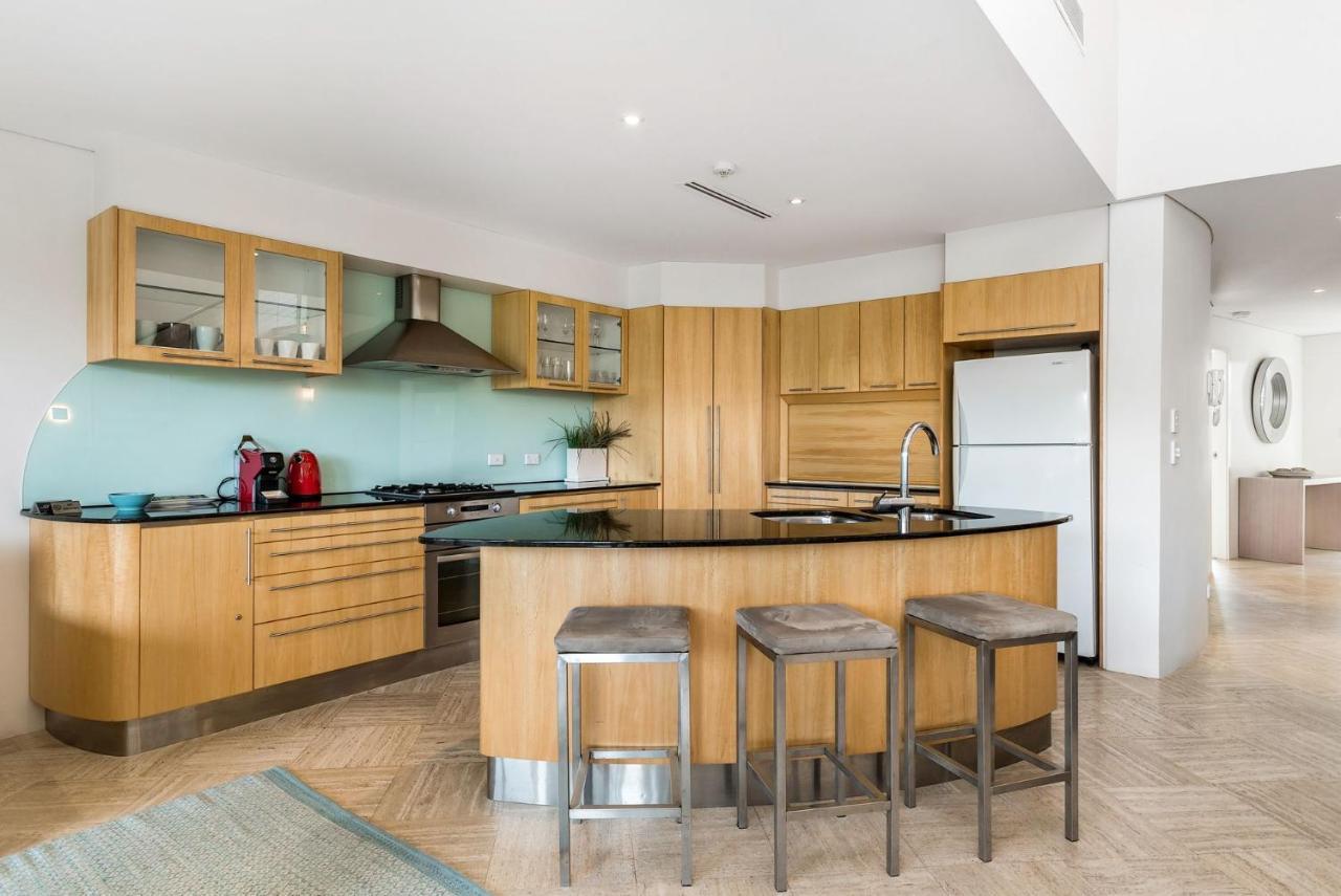 Apartment Jades On Lawson 1 *