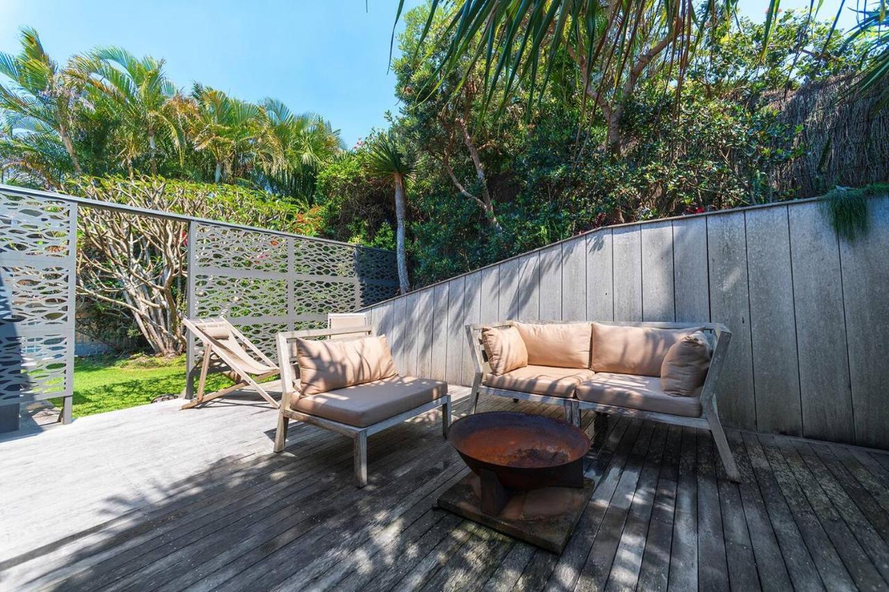 Fuller Holidays - Belongil Beachside Holiday home