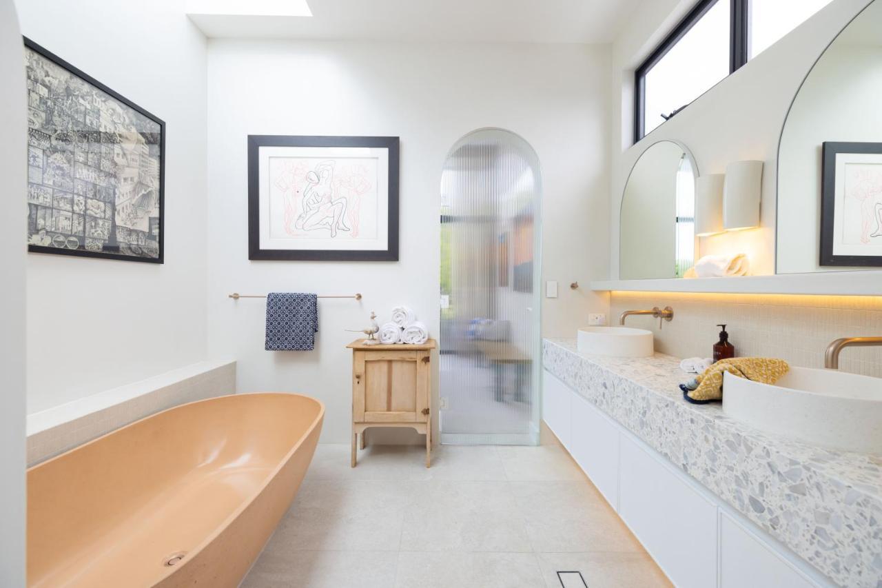 Casa de férias Cooee -brand New With Private Pool 350m To Beach! *