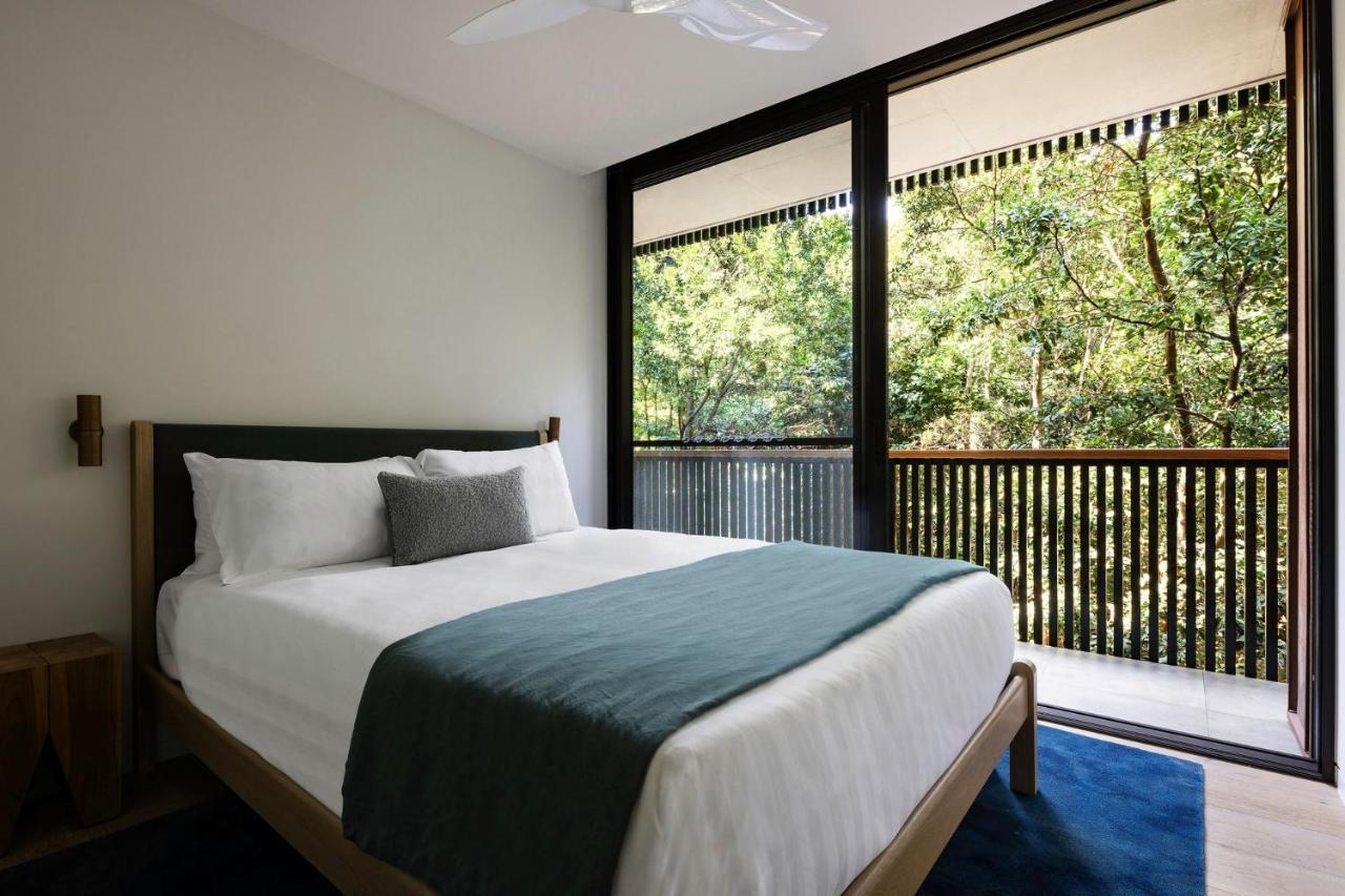 Moonrise - 4 Bedroom Designer Above Wategos * Byron Bay