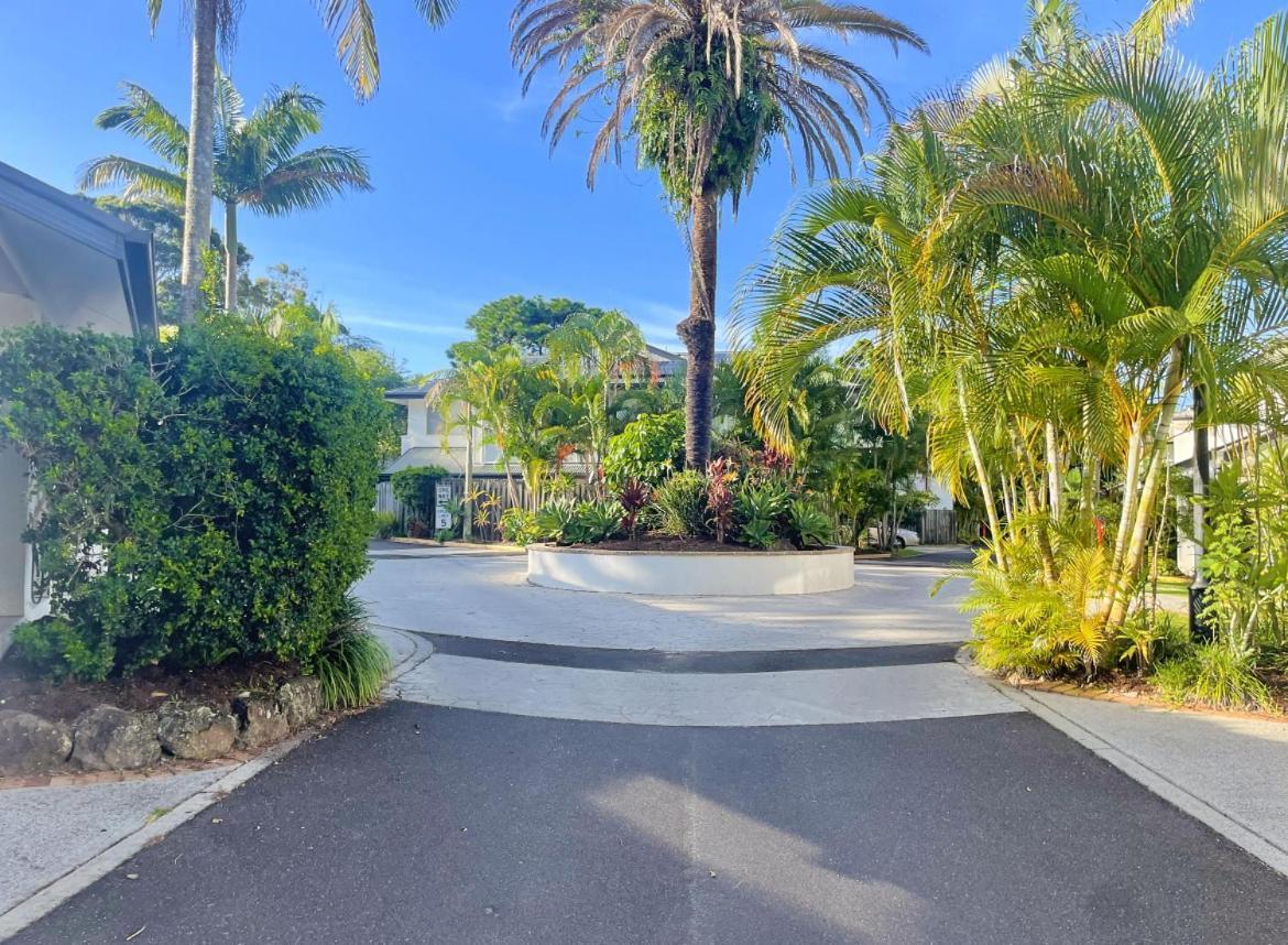 Byron Lakeside Aparthotel 3*