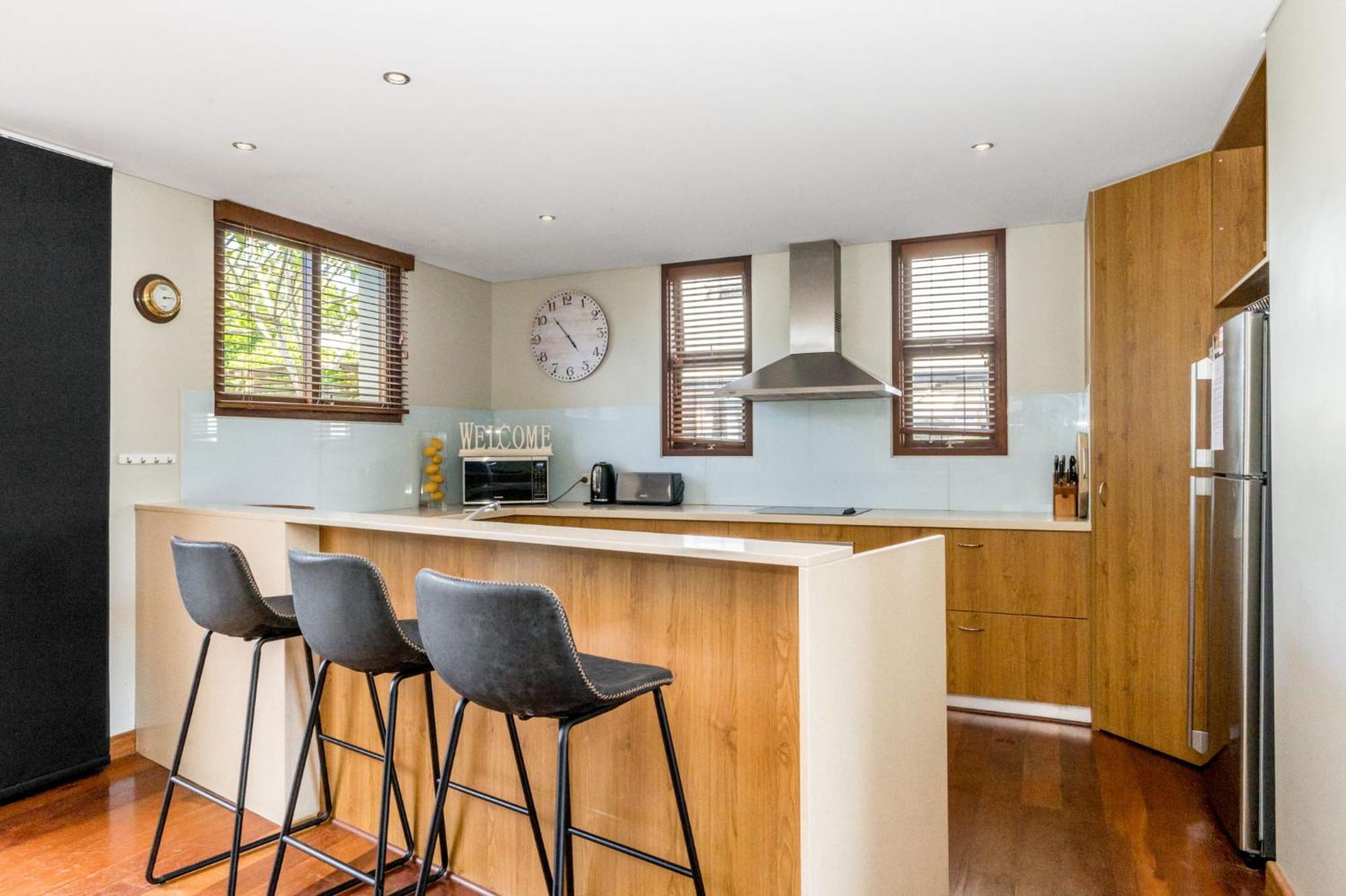 Unit 6 21-25 Fletcher Street - A Seventh Heaven