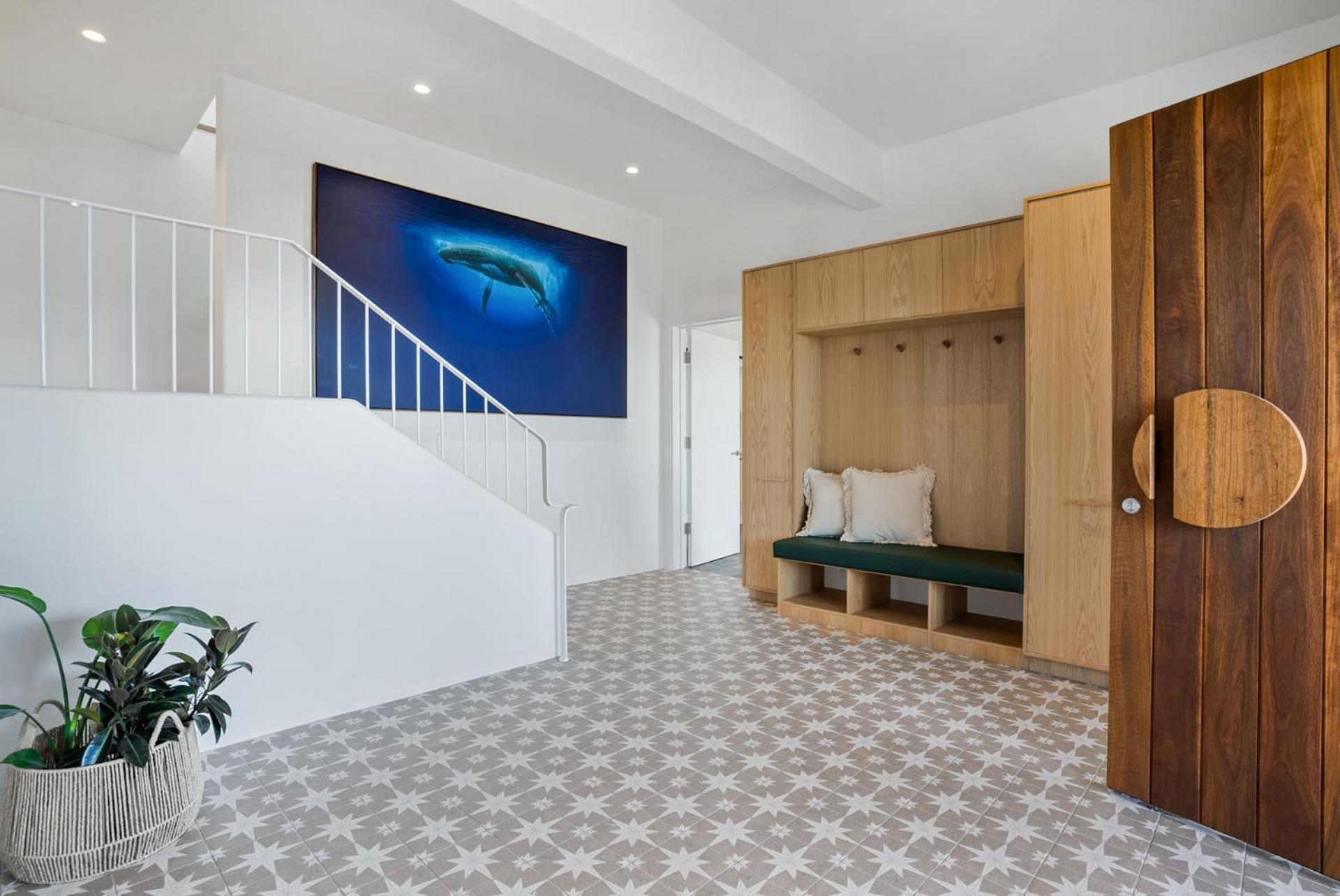 Surfside @ Wategos - 37 Brownell Drive, Wategos Holiday home