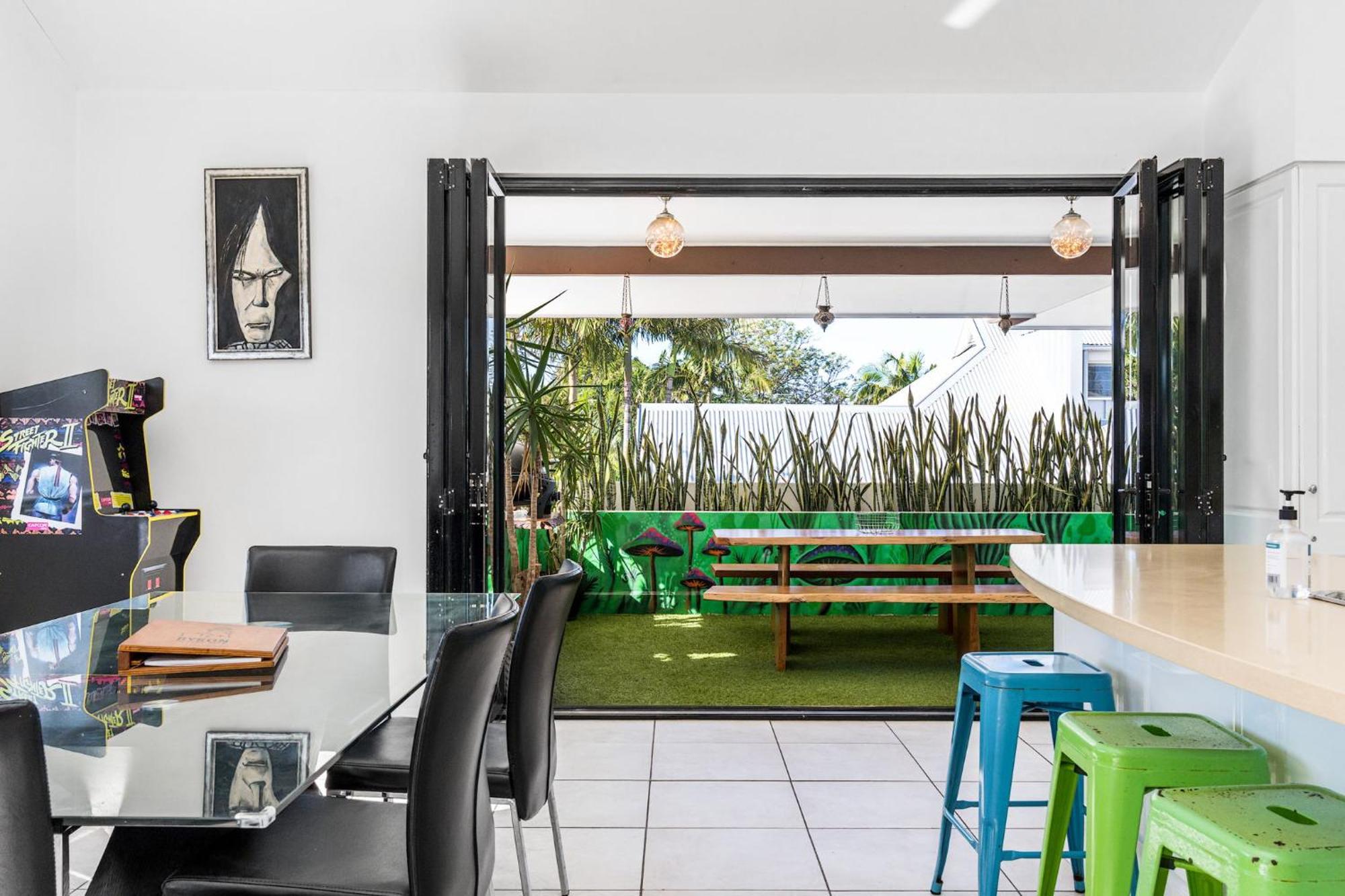 Unit 5 1 Marvel Street, - Absolute Marvel * Byron Bay