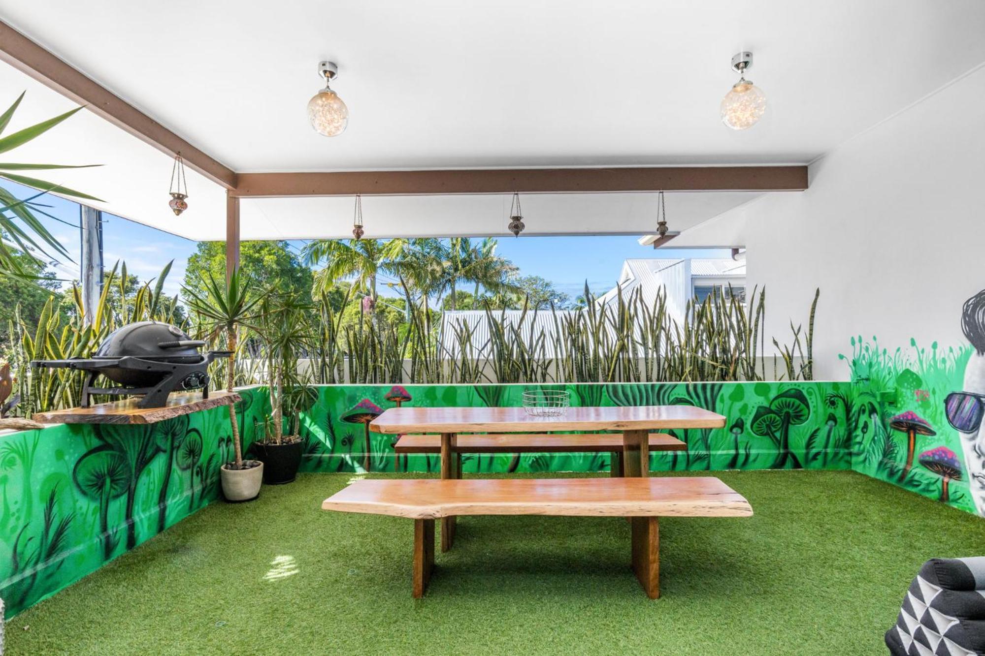 Apartment Unit 5 1 Marvel Street, - Absolute Marvel *