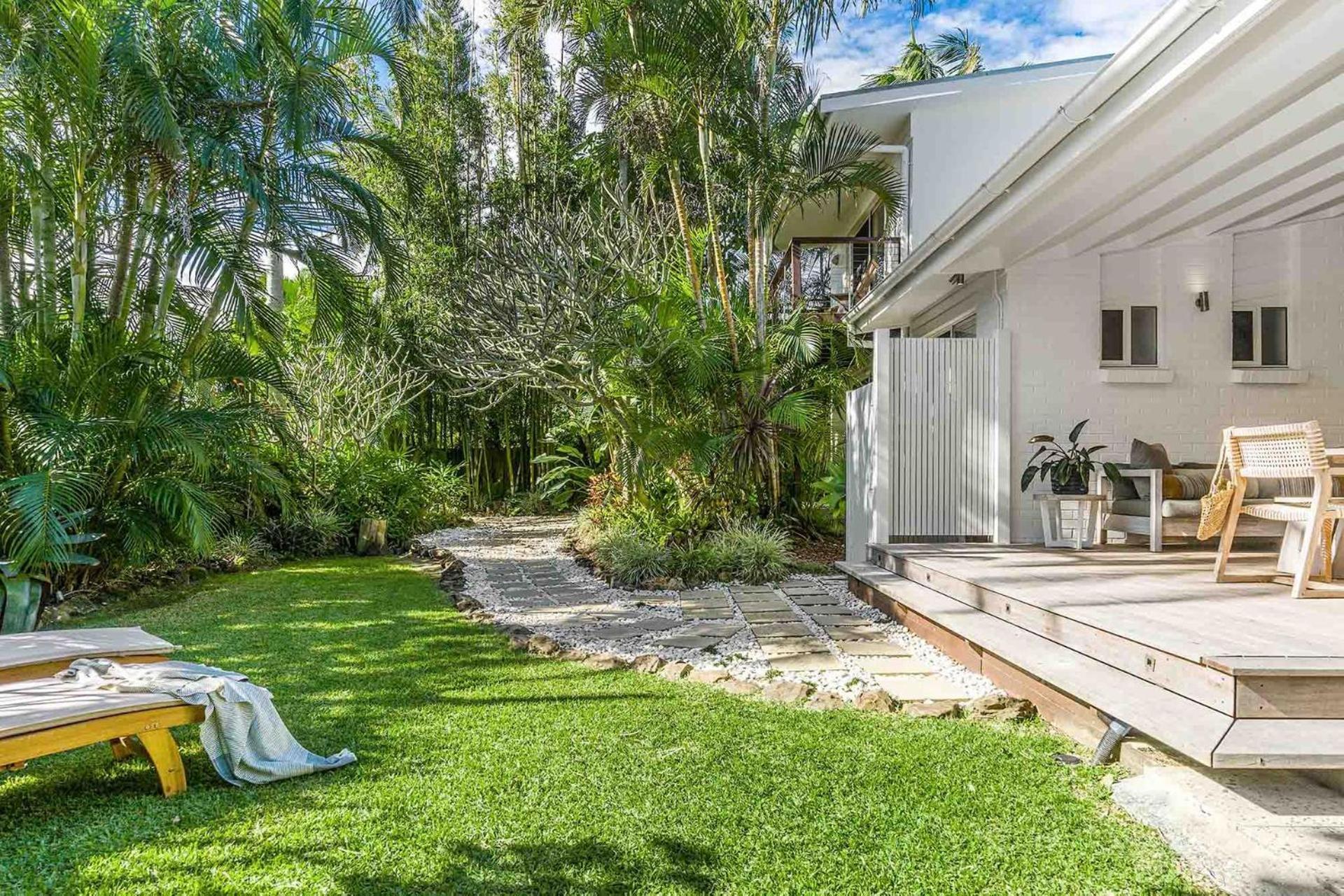 A Perfect - Allure * Byron Bay