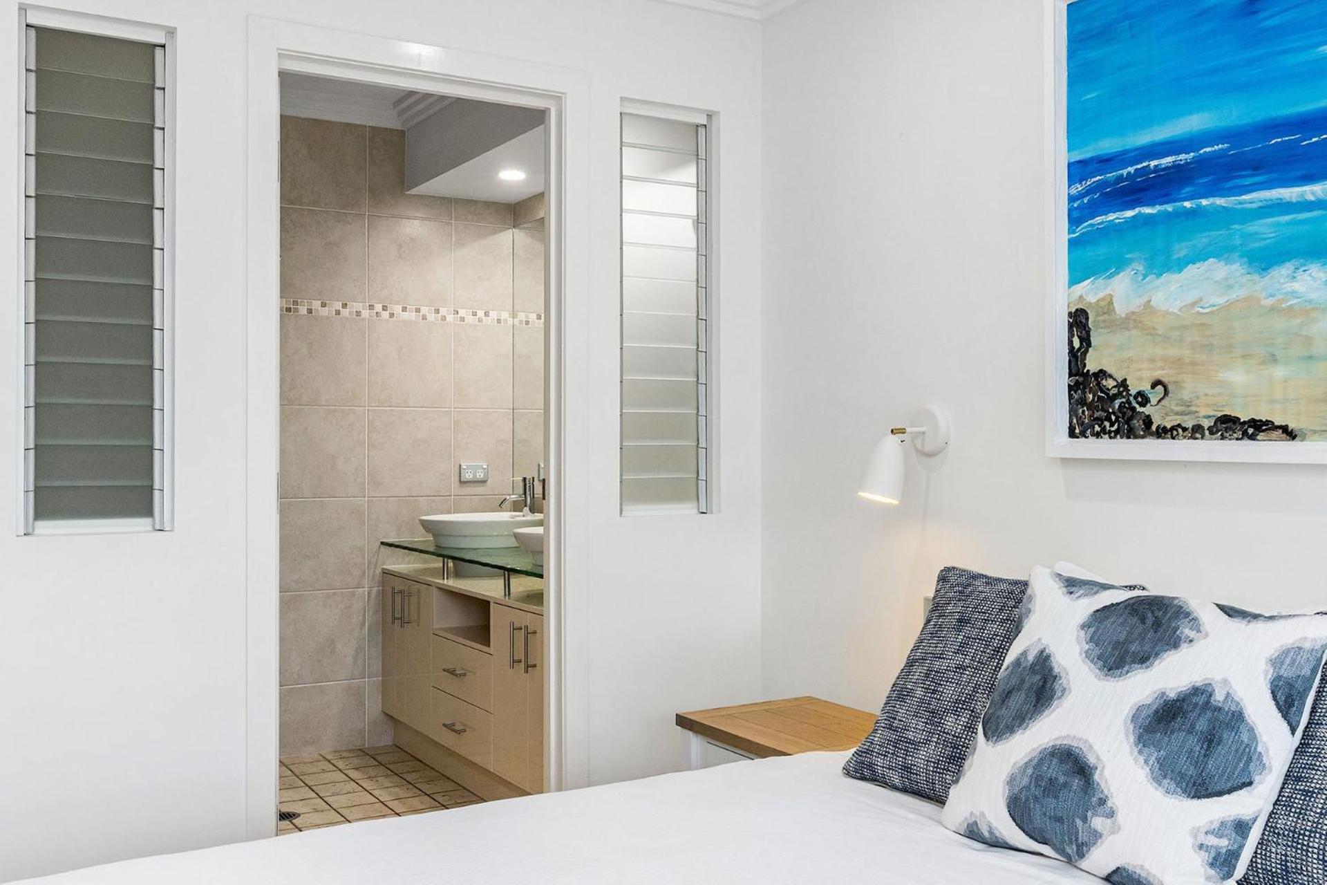 Apartment A Perfect - 3 Cook Byron Bay