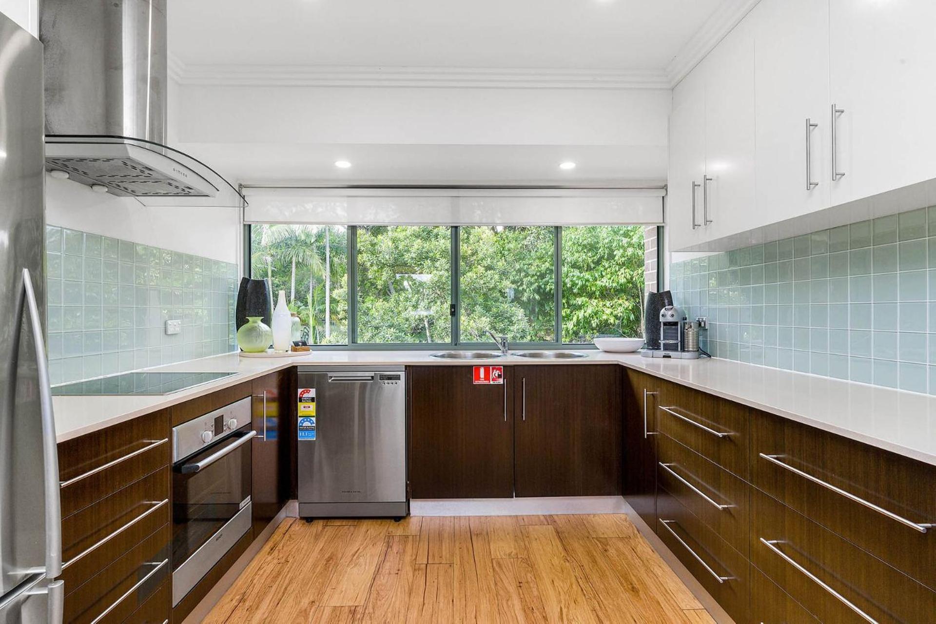 A Perfect - 3 Cook * Byron Bay