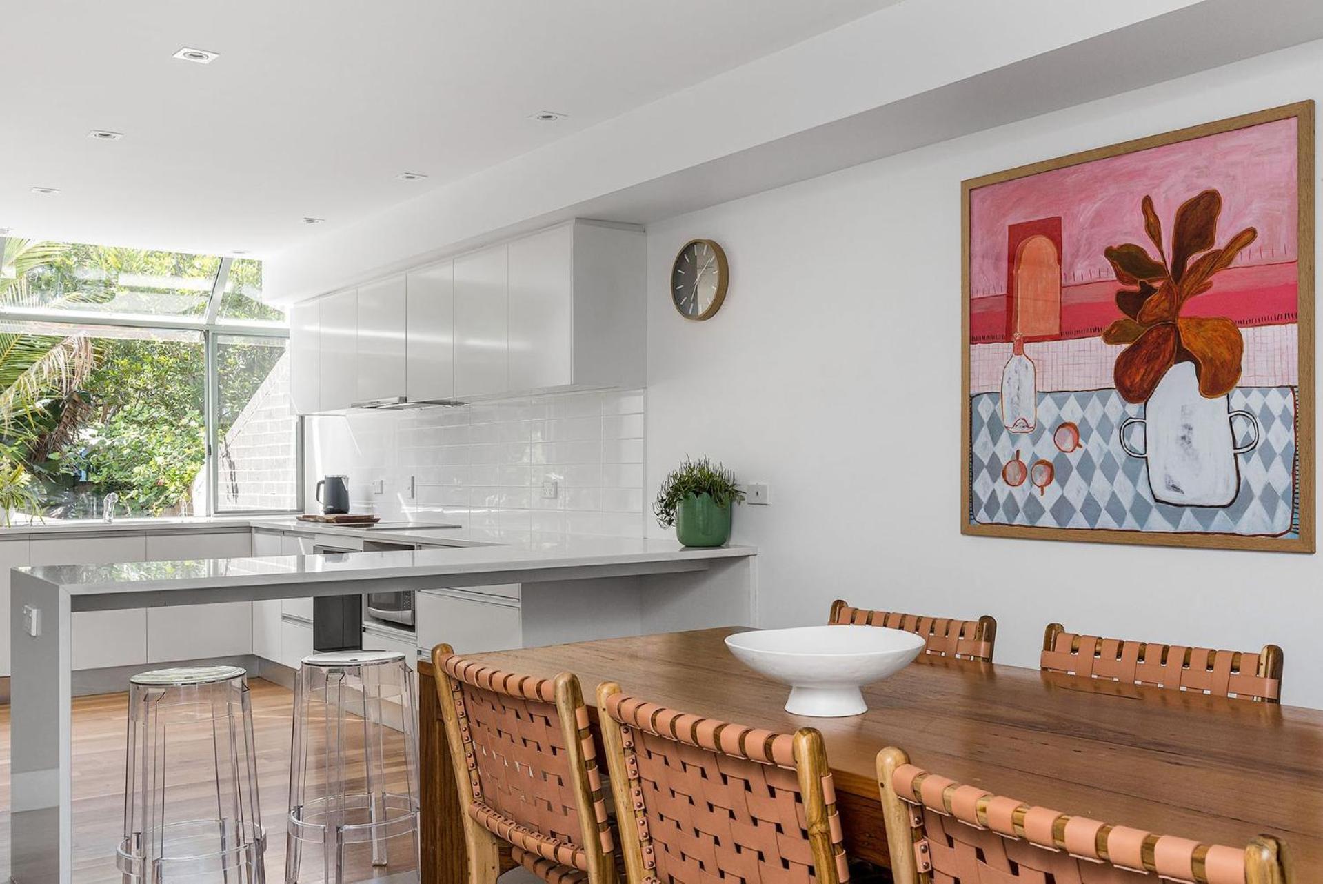 1 Cook - Opposite Clarkes * Byron Bay
