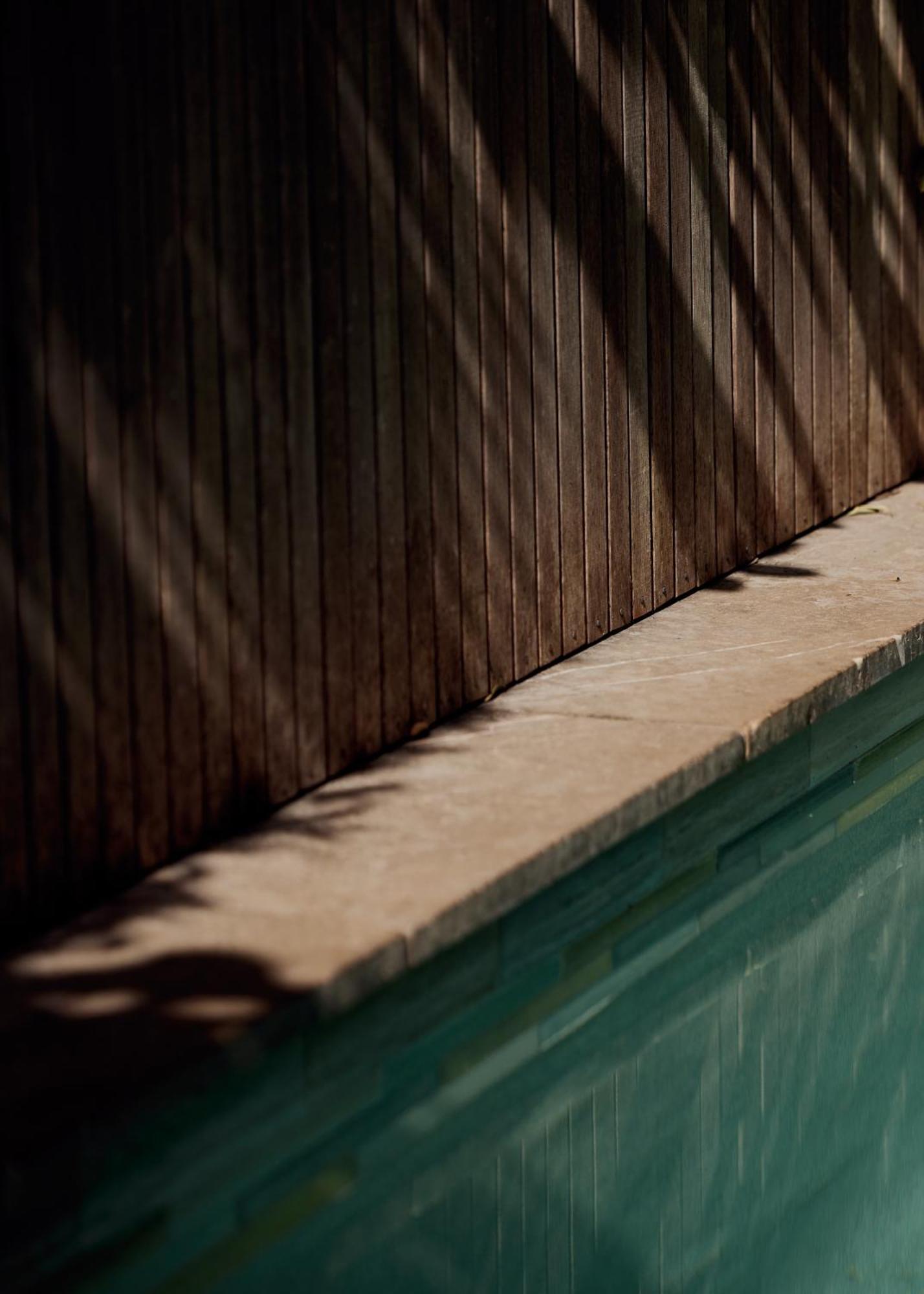 28 Degrees - Adults Only 5*
