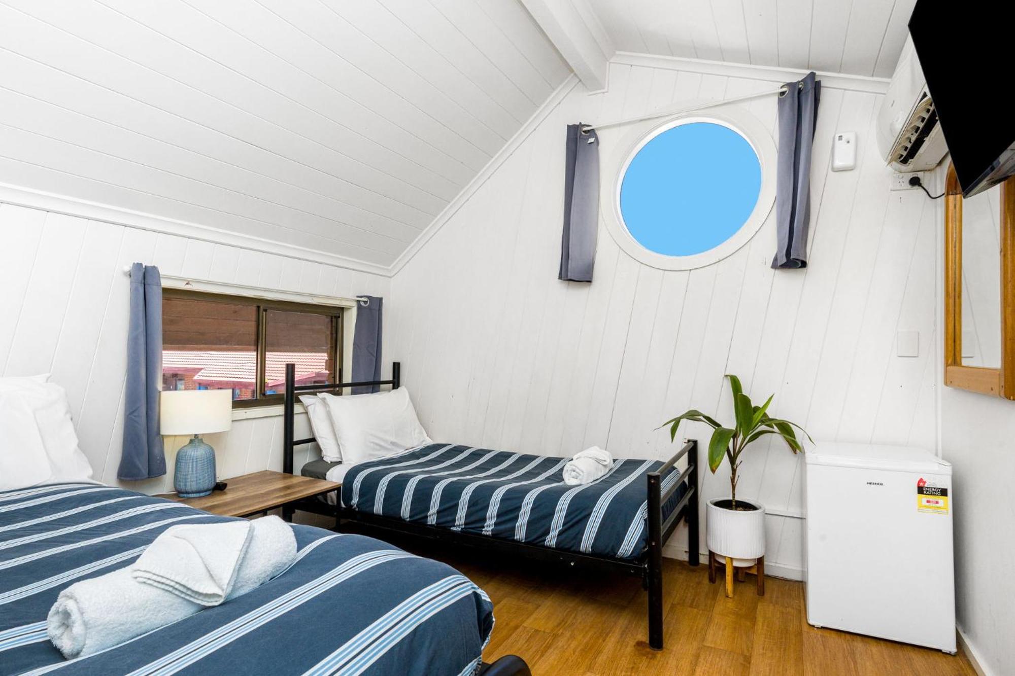 Aquarius Backpackers Hostel