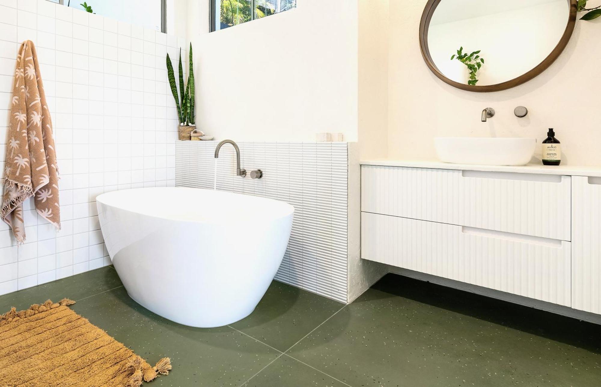 Sanctuary Spaces - Sundowner Villa Byron Bay