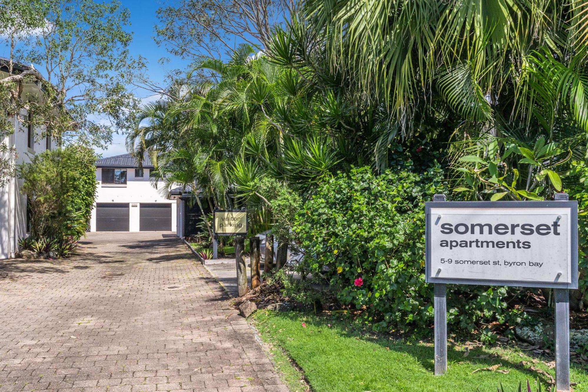 Unit 3 5-9 Somerset Street - Summer