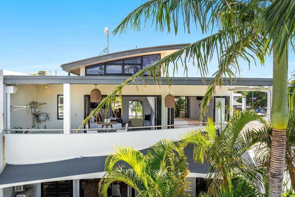 Sophie's Place Relaunch - Luxury Penthouse *