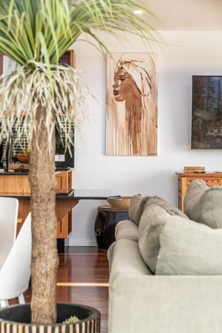 Sophie's Place Relaunch - Luxury Penthouse Apartment