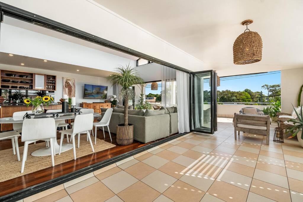 Sophie's Place Relaunch - Luxury Penthouse *