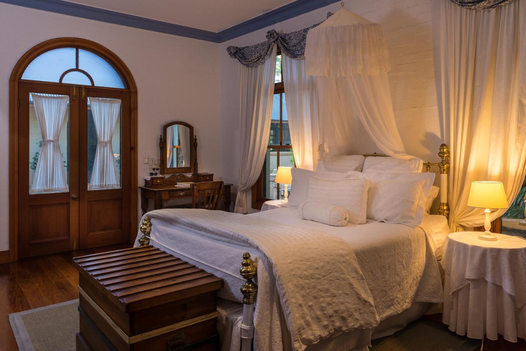 Hotel Victoria's At Ewingsdale 5*