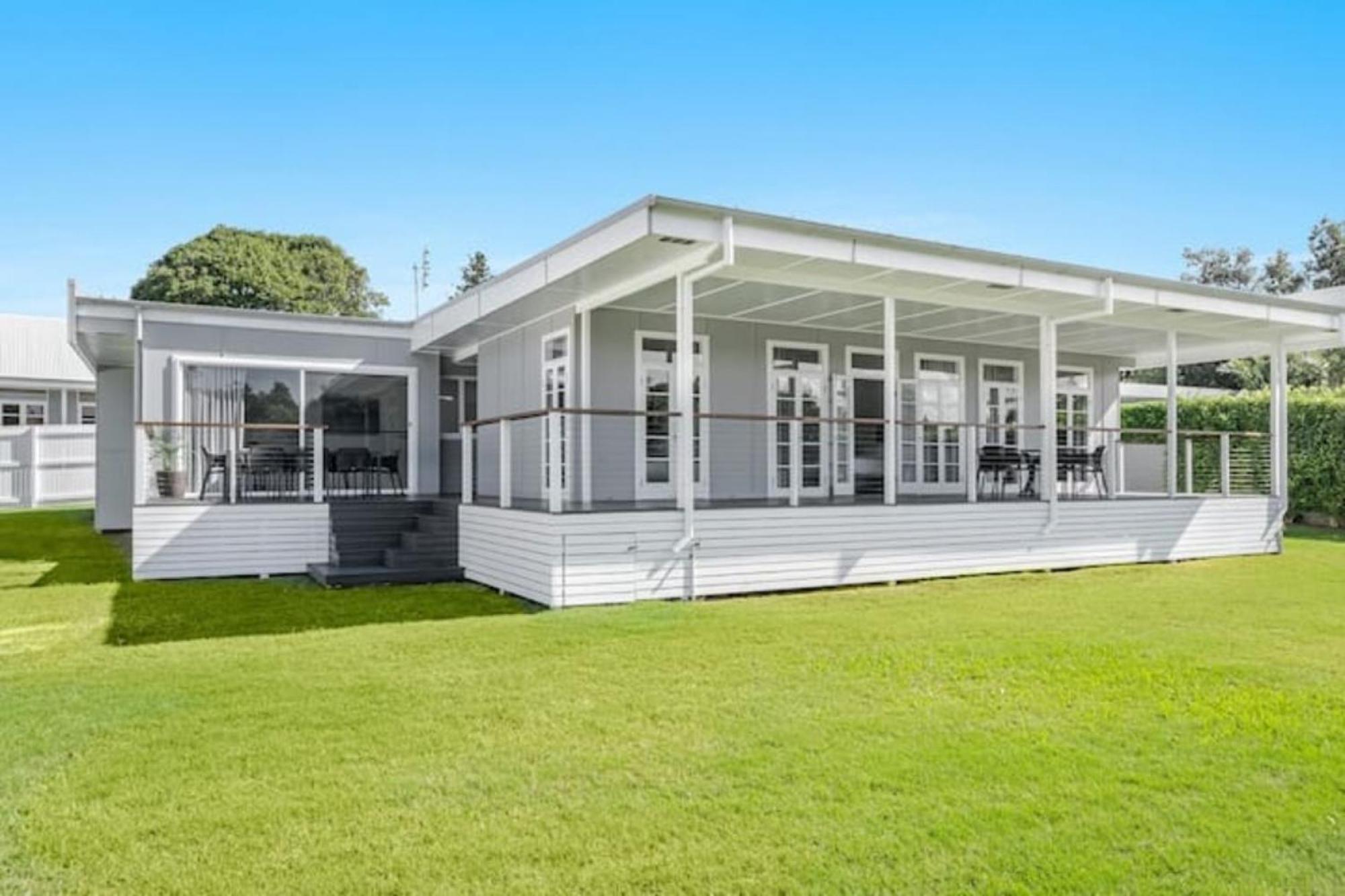 Exquisite 5-bedroom Coastal Haven In *