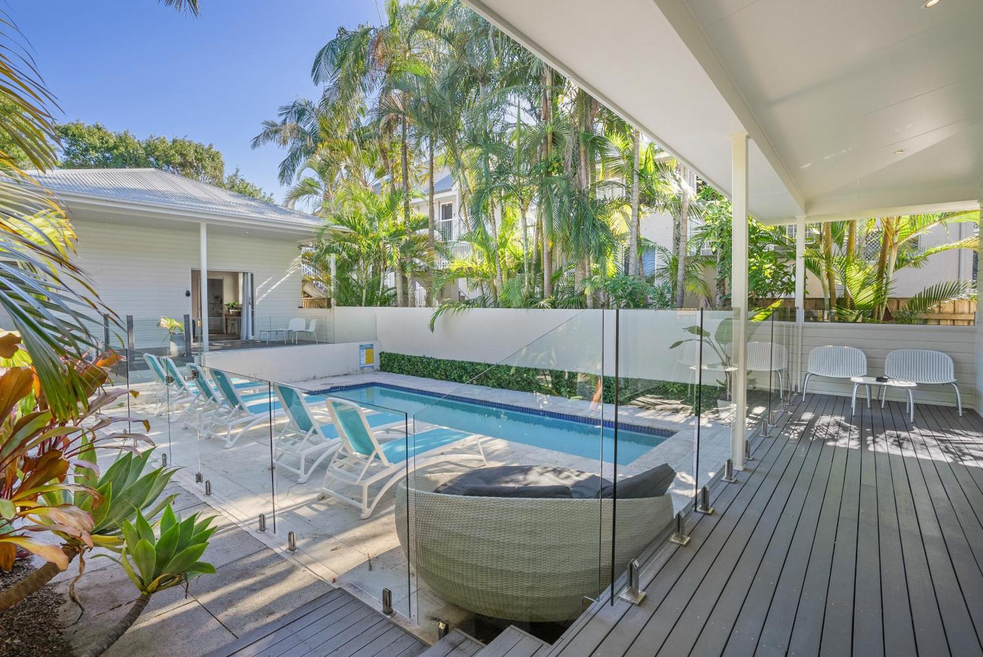 Guest house Cove 4*
