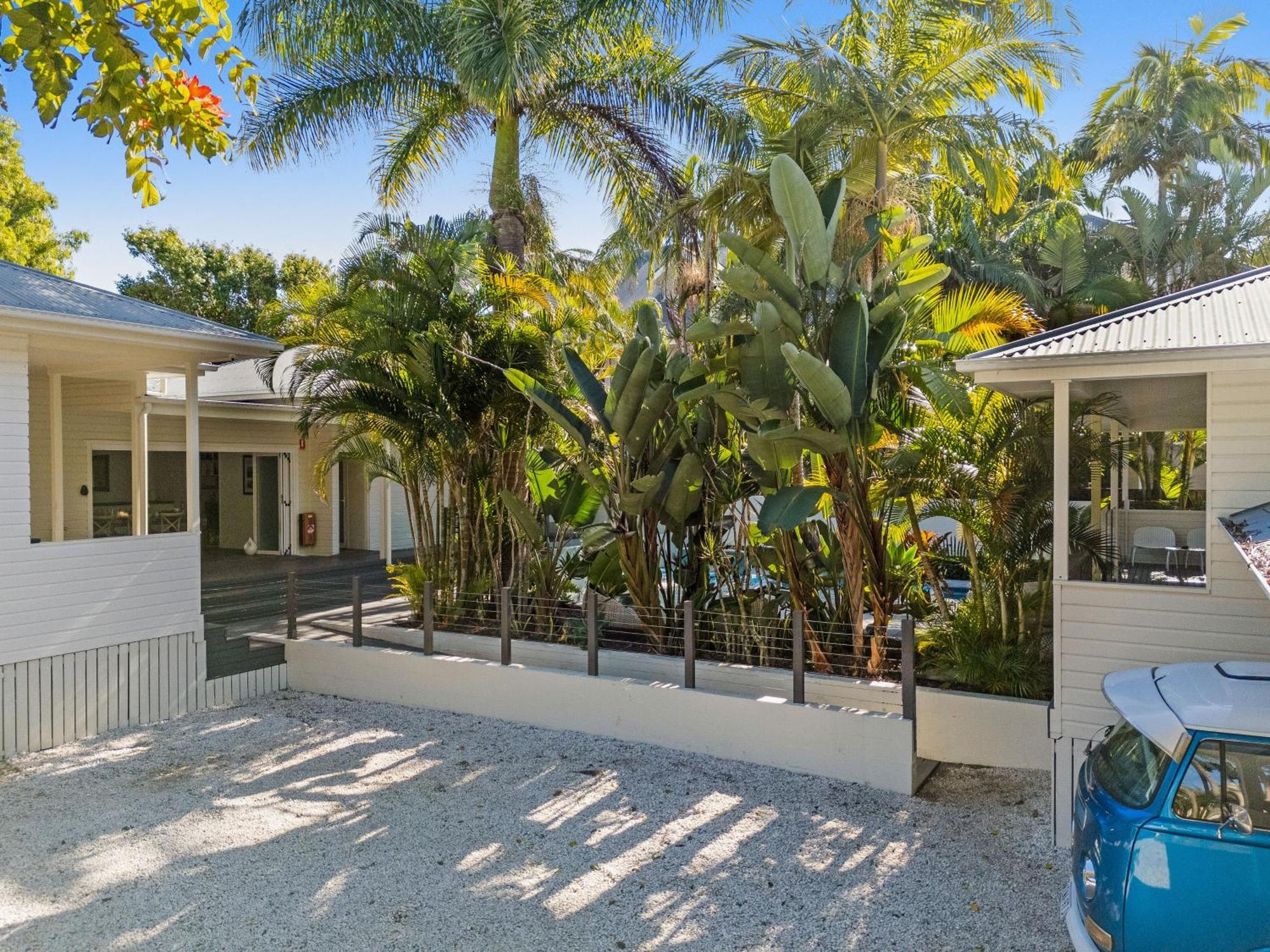 Cove Guest house 4*