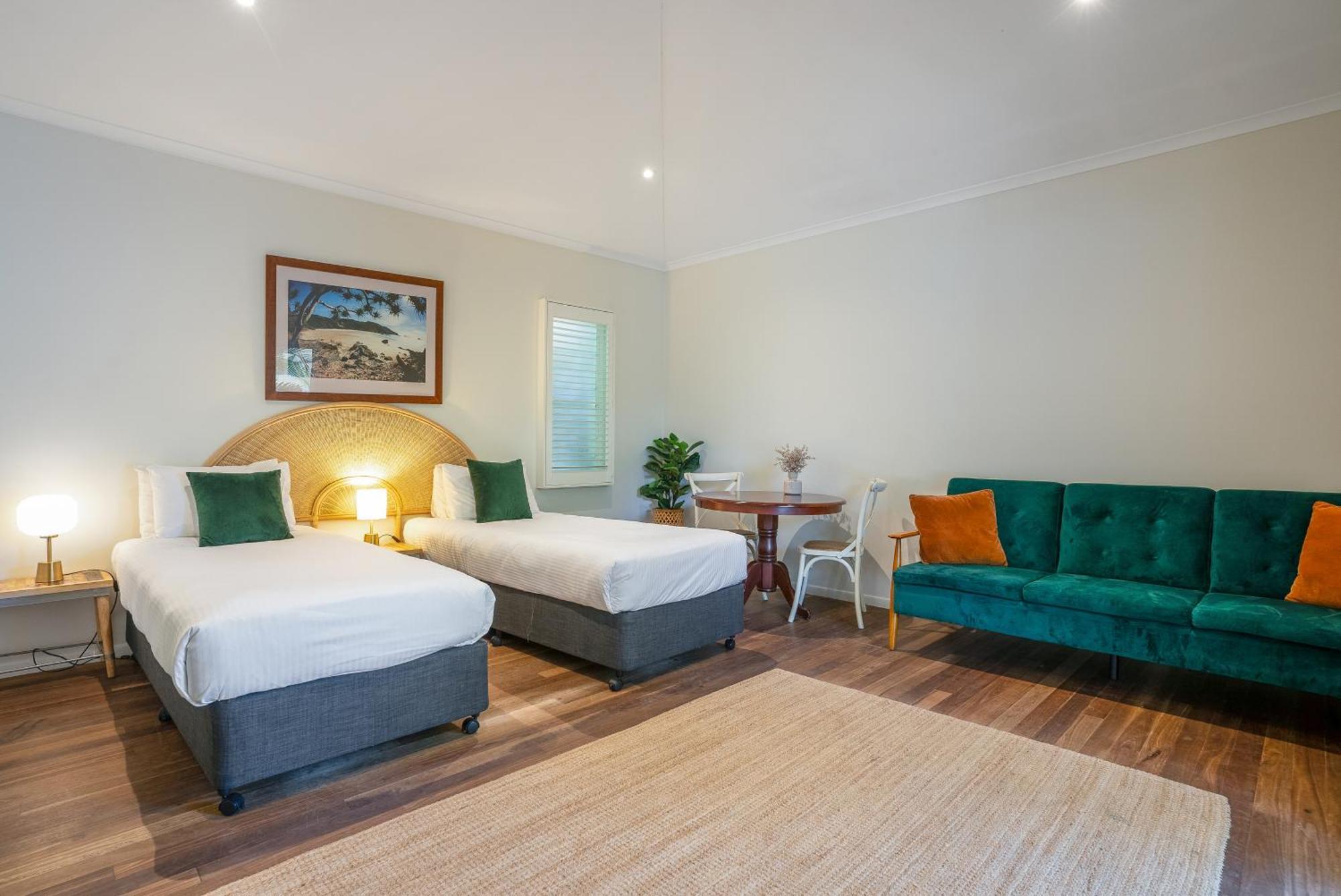 Guest house Cove 4*