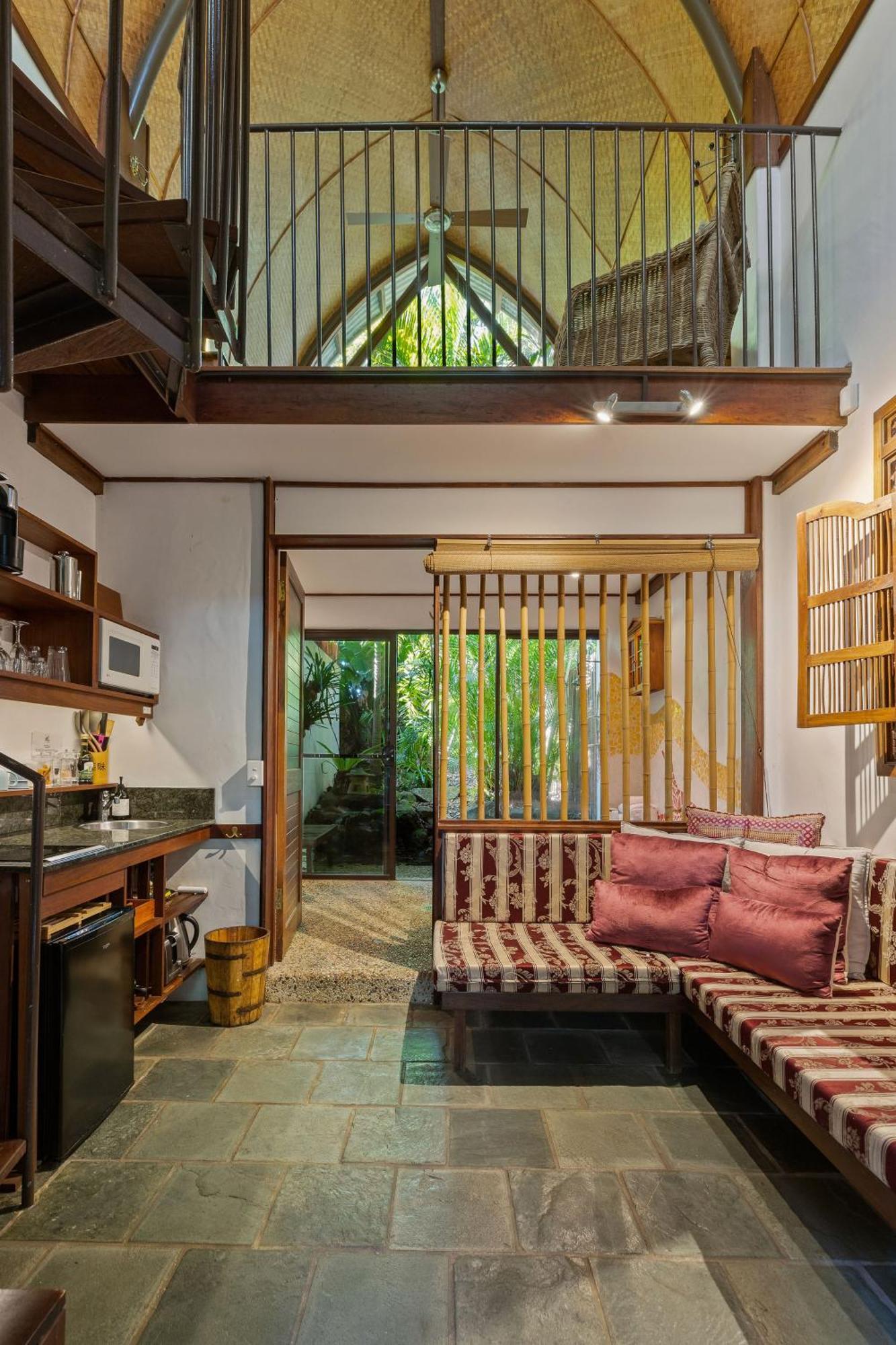 Garden Burees Lodge Byron Bay