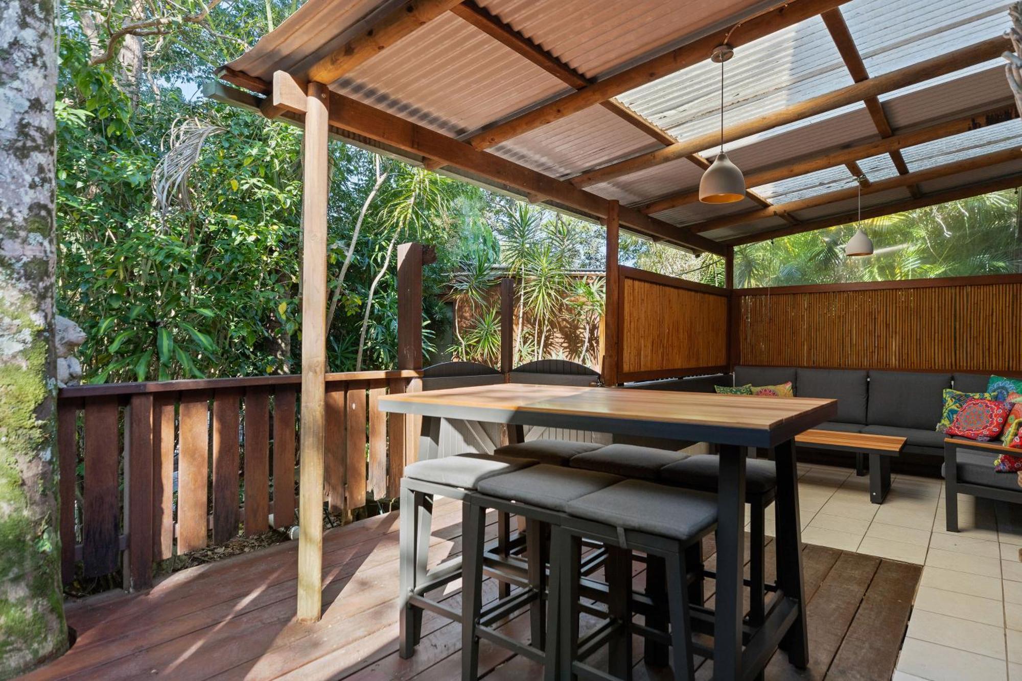 Lodge Garden Burees Byron Bay