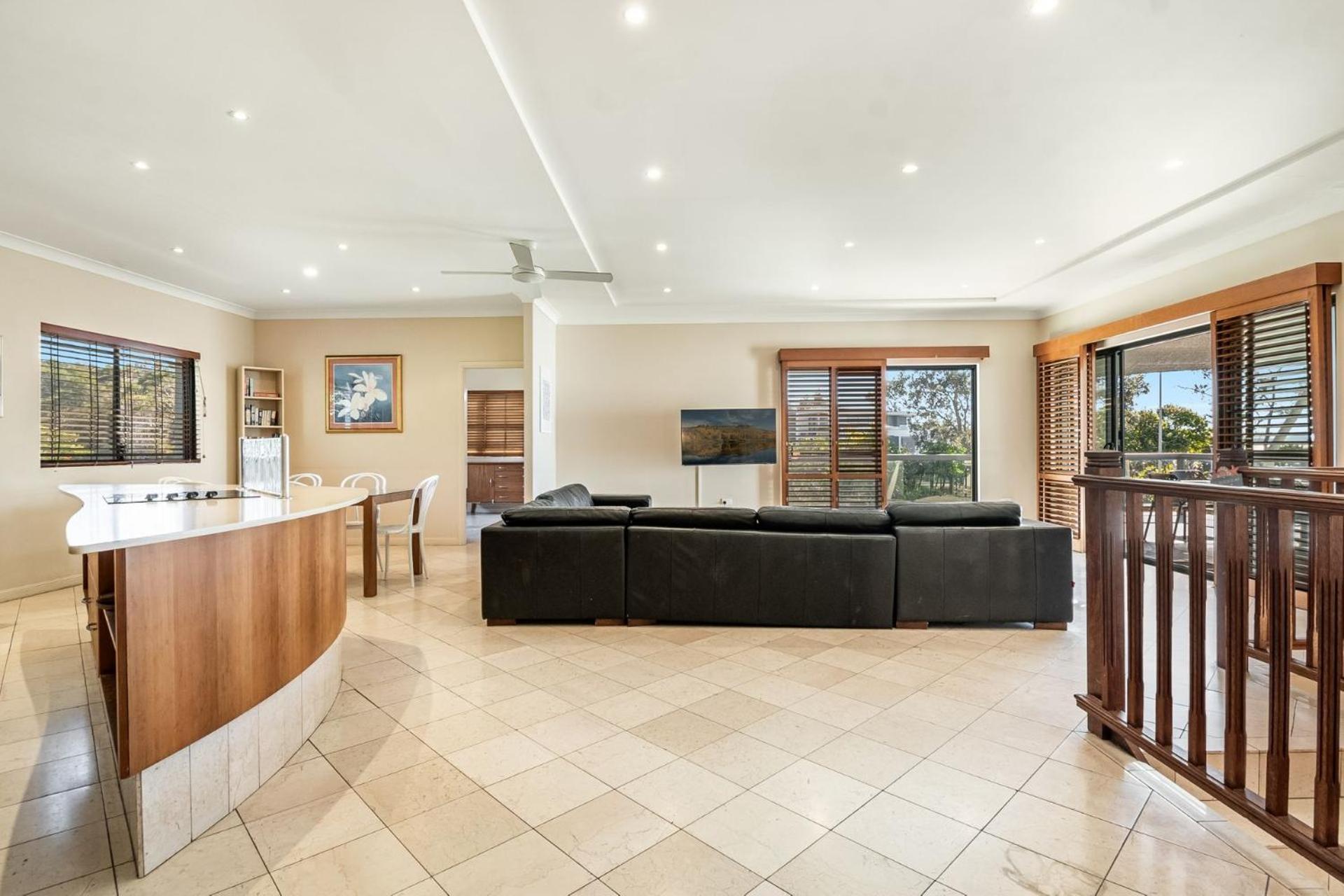 Apartment Front Break 2 Byron Bay