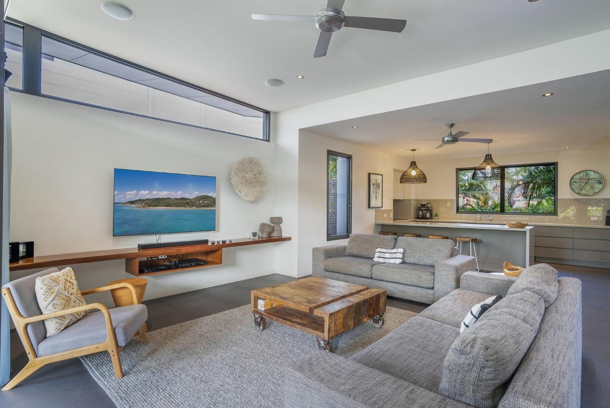 Byron Lux Villa