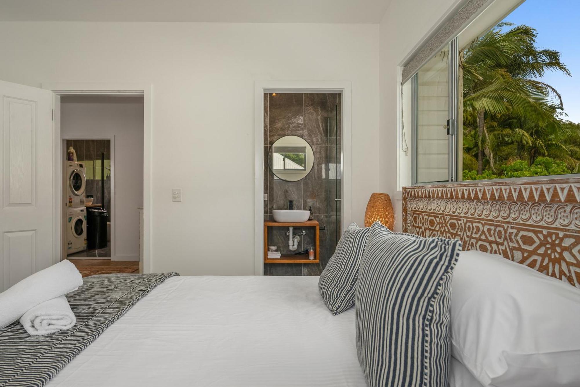 Azur Guest house 4*
